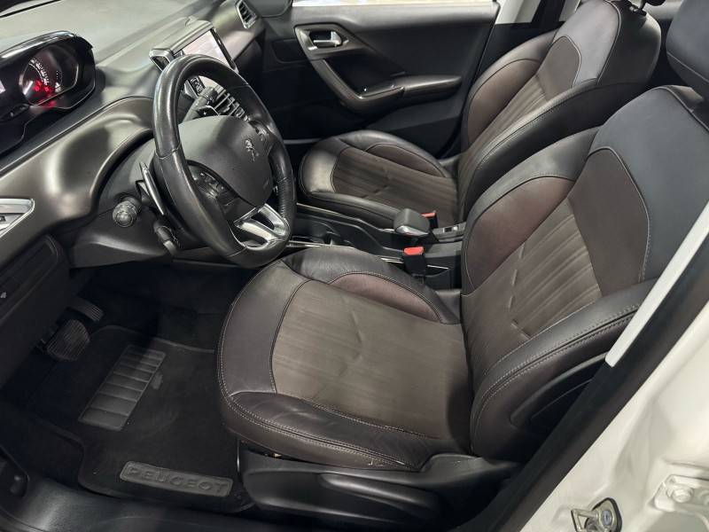 PEUGEOT - 2008 - 2016/2016 - Branca - R$ 59.900,00