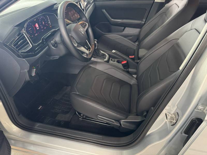 VOLKSWAGEN - POLO - 2023/2023 - Prata - R$ 105.900,00