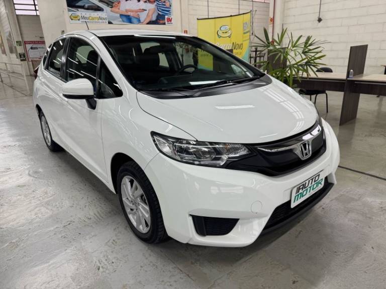 HONDA - FIT - 2017/2017 - Branca - R$ 73.900,00