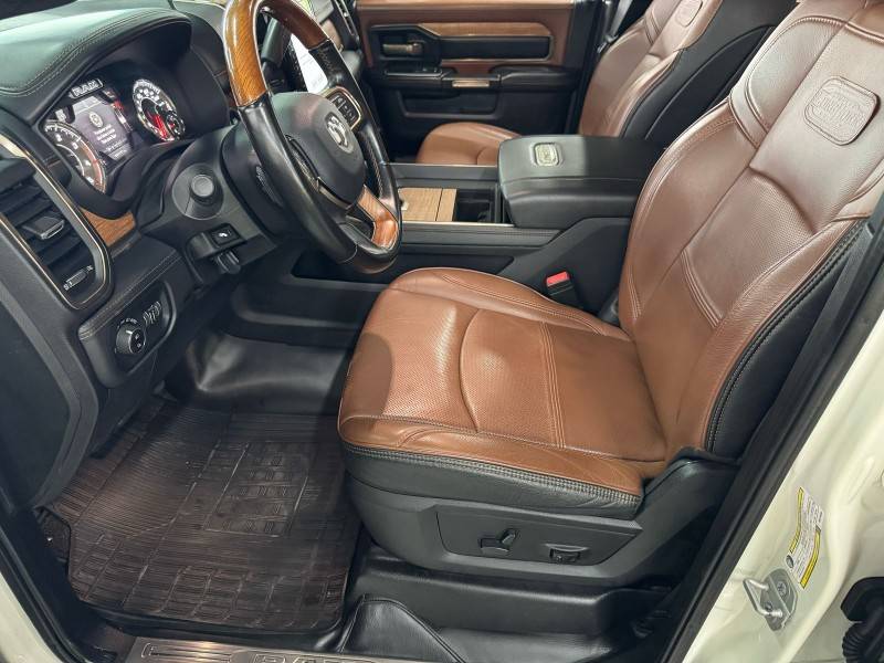RAM - 3500 LARAMIE - 2022/2022 - Branca - R$ 418.900,00