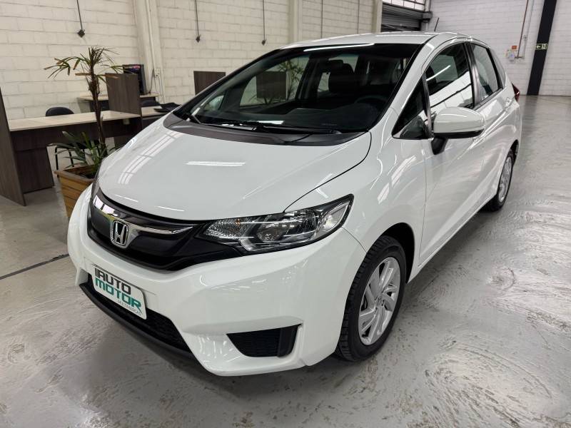 HONDA - FIT - 2017/2017 - Branca - R$ 73.900,00