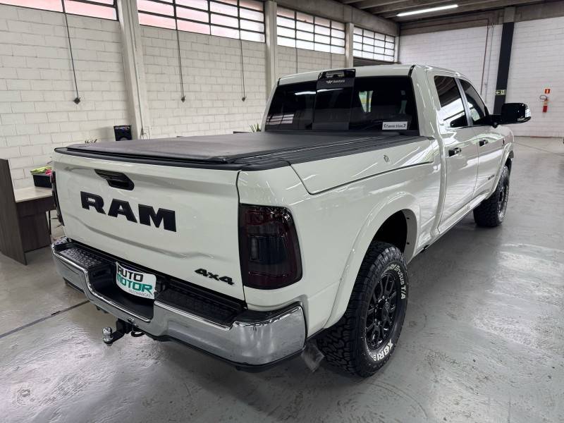 RAM - 3500 LARAMIE - 2022/2022 - Branca - R$ 418.900,00