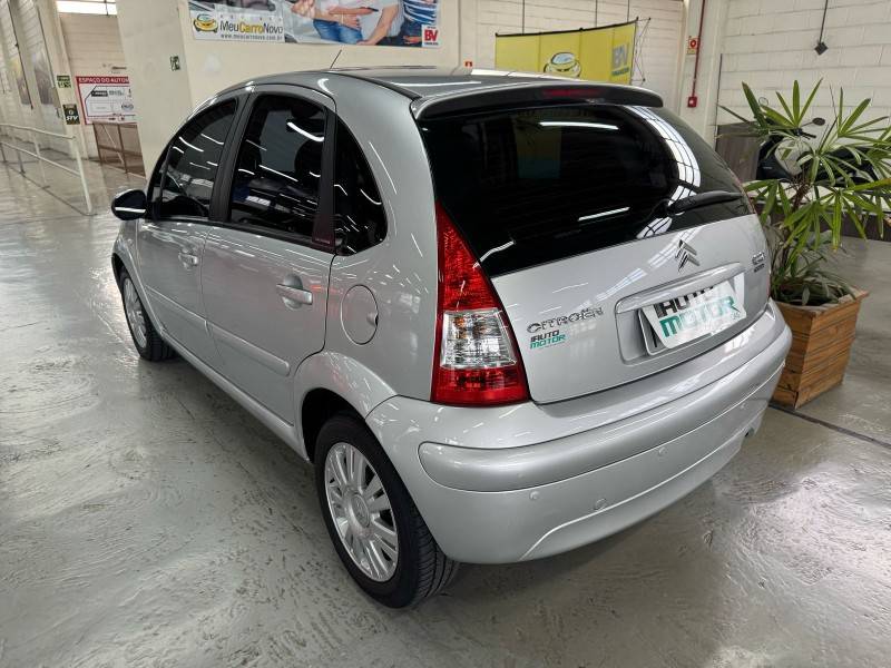 CITROËN - C3 - 2011/2011 - Prata - R$ 35.900,00