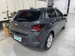 CHEVROLET - ONIX - 2024/2024 - Cinza - R$ 93.900,00