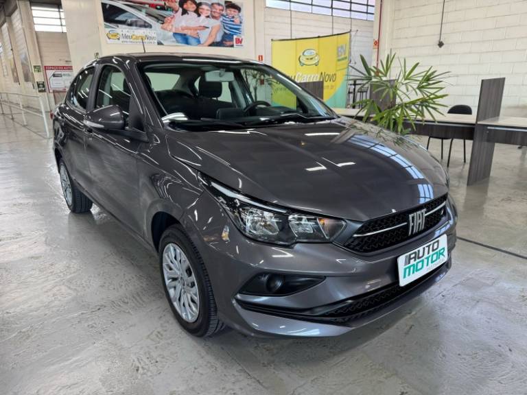 FIAT - CRONOS - 2022/2022 - Cinza - R$ 72.900,00