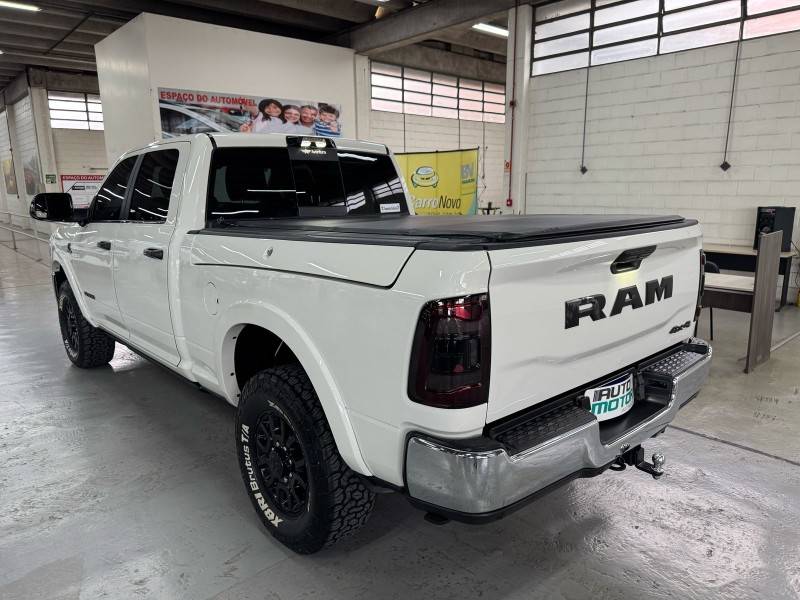 RAM - 3500 LARAMIE - 2022/2022 - Branca - R$ 418.900,00