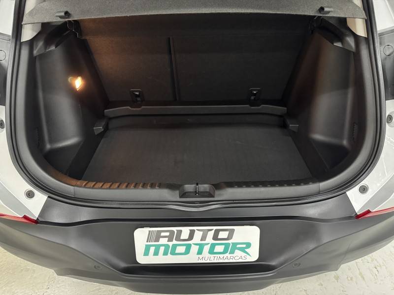 CHEVROLET - TRACKER - 2023/2023 - Prata - R$ 105.900,00