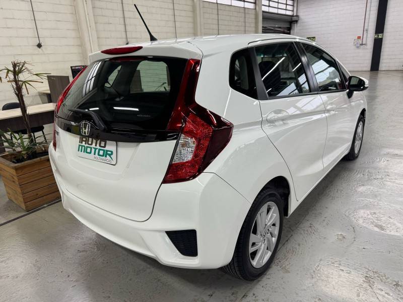 HONDA - FIT - 2017/2017 - Branca - R$ 73.900,00