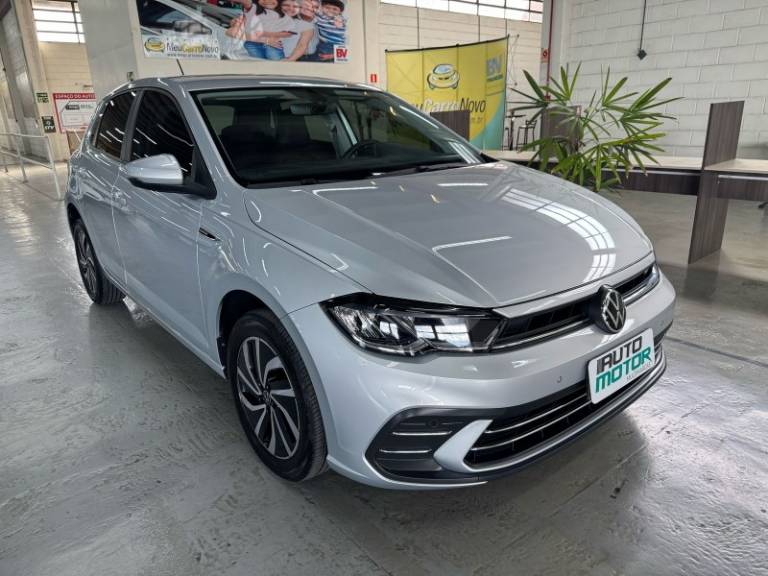 VOLKSWAGEN - POLO - 2023/2023 - Prata - R$ 105.900,00