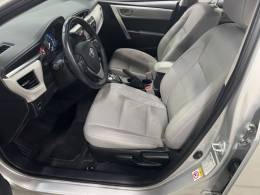 TOYOTA - COROLLA - 2017/2017 - Prata - R$ 93.900,00