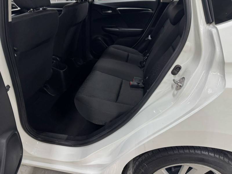 HONDA - FIT - 2017/2017 - Branca - R$ 73.900,00